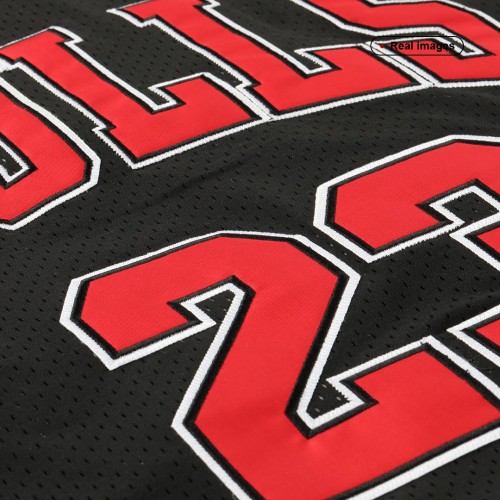 Men's Chicago Bulls Michael Jordan #23 Throwback Mitchell & Ness Black 1997-98 Hardwood Classics Player Jersey