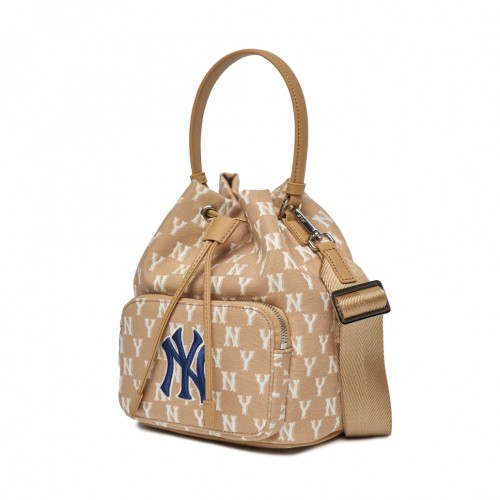 MONOGRAM JACQUARD BUCKET BAG NEW YORK YANKEES