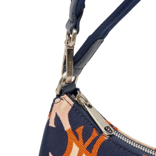 ARGYLE STRAP HOBO BAG NEW YORK YANKEES