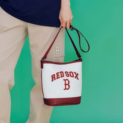 Varsity Basic Canvas Bucket Bag Boston Red Sox