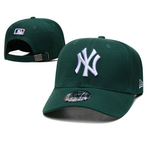 New York Yankees League Essential Green Adjustable Hat