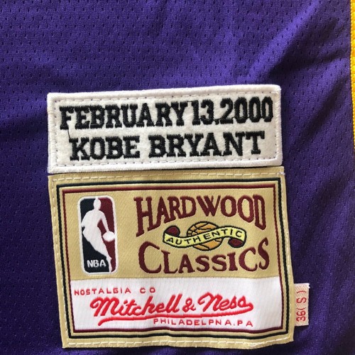 Men's Los Angeles Lakers Kobe Bryant #8 Mitchell&Ness Purple 00-01 Hardwood Classics Jersey